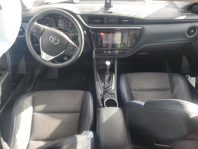 5YFBURHE5HP727931 - 2017 TOYOTA COROLLA L თეთრი ფოტო 8