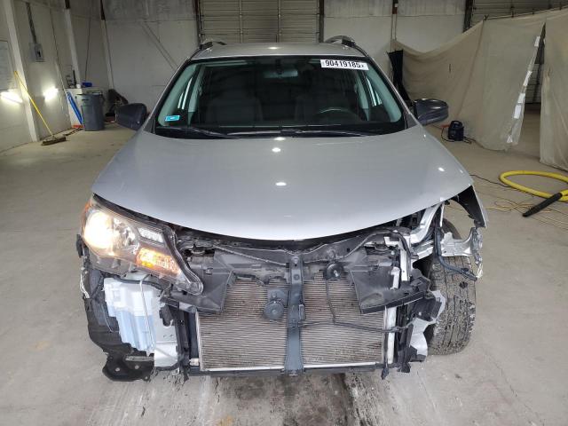 JTMBFREVXFD112001 - 2015 TOYOTA RAV4 LE SILVER photo 5