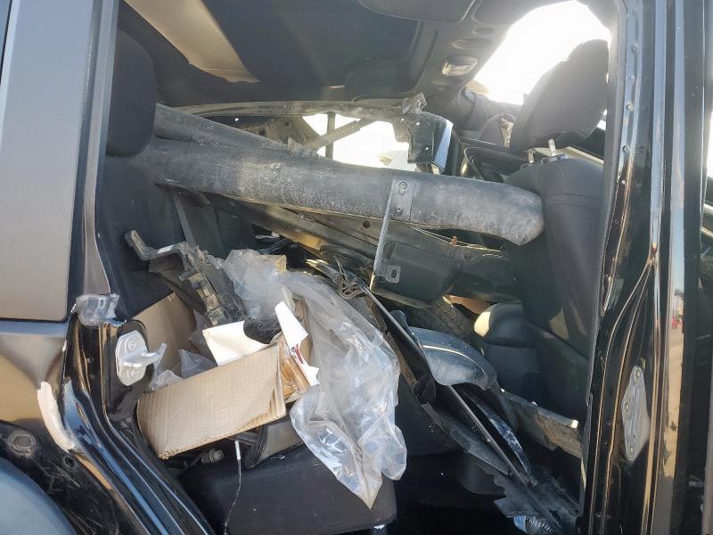 1C4BJWDG5JL896067 - 2018 JEEP WRANGLER U SPORT BLACK photo 10