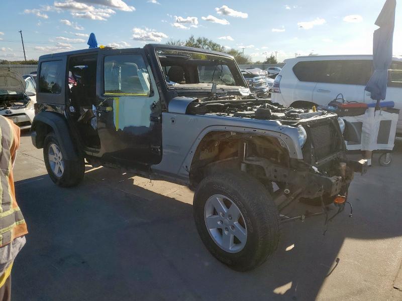 1C4BJWDG5JL896067 - 2018 JEEP WRANGLER U SPORT BLACK photo 4