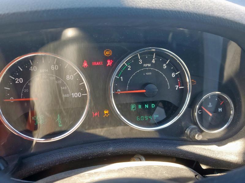 1C4BJWDG5JL896067 - 2018 JEEP WRANGLER U SPORT BLACK photo 9