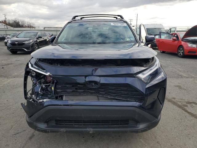 2T3RWRFV3RW209612 - 2024 TOYOTA RAV4 XLE 蓝色 照片 5
