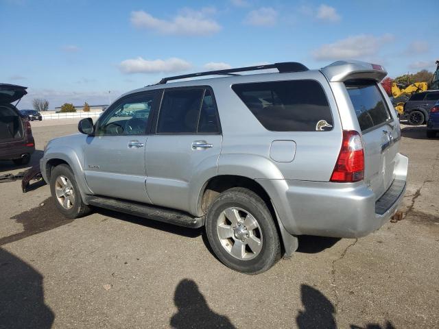 JTEBU14R98K007472 - 2008 TOYOTA 4RUNNER SR5 Күміс фото 2