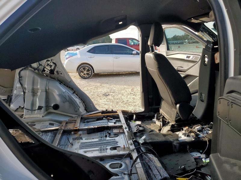 1FM5K8AC1PGB98298 - 2023 FORD EXPLORER POLICE INTERCEPTOR Белый фото 11