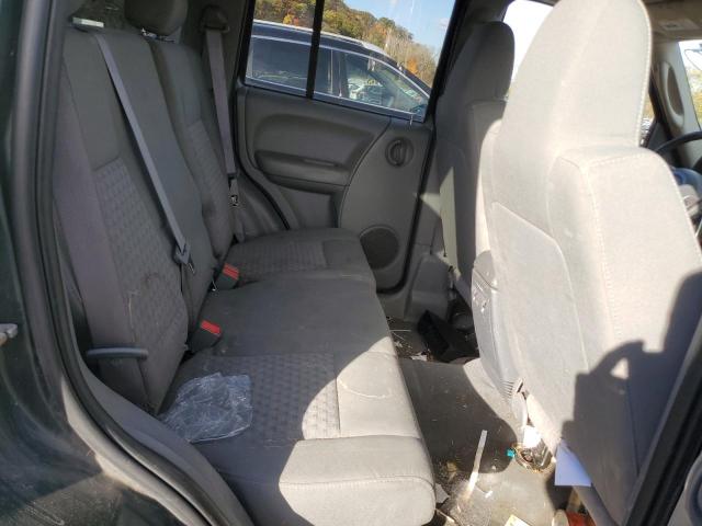 1J4GL38KX5W688438 - 2005 JEEP LIBERTY RENEGADE 绿色 照片 11