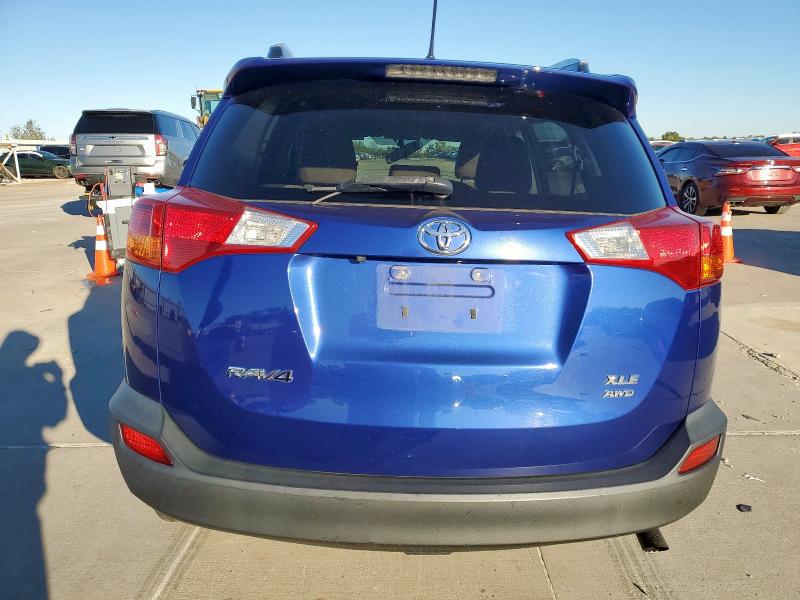 2T3RFREV6FW371800 - 2015 TOYOTA RAV4 XLE BLUE photo 6