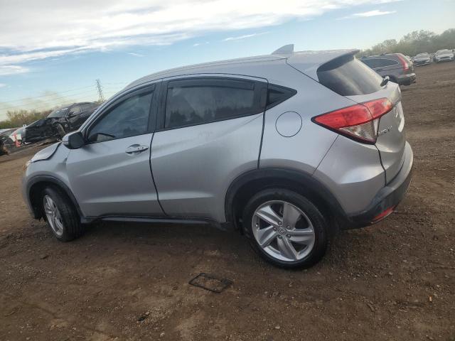 3CZRU6H53LM706910 - 2020 HONDA HR-V EX SILVER photo 2