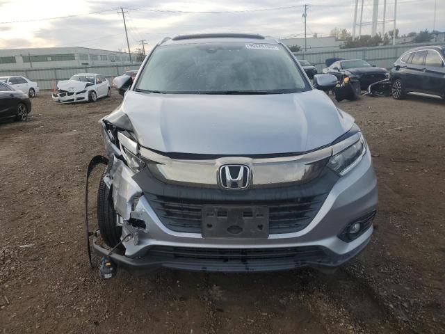 3CZRU6H53LM706910 - 2020 HONDA HR-V EX SILVER photo 5