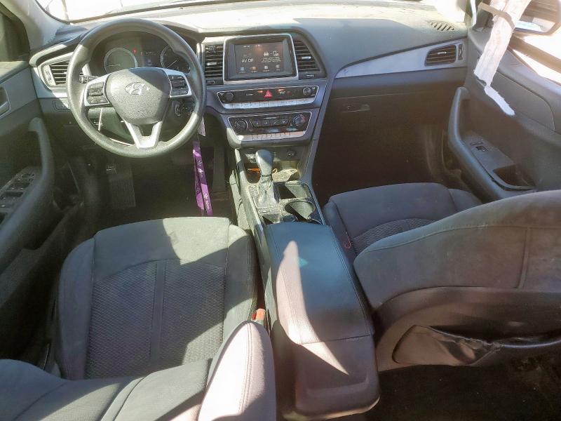 5NPE24AF9KH730831 - 2019 HYUNDAI SONATA SE فضي صورة 8
