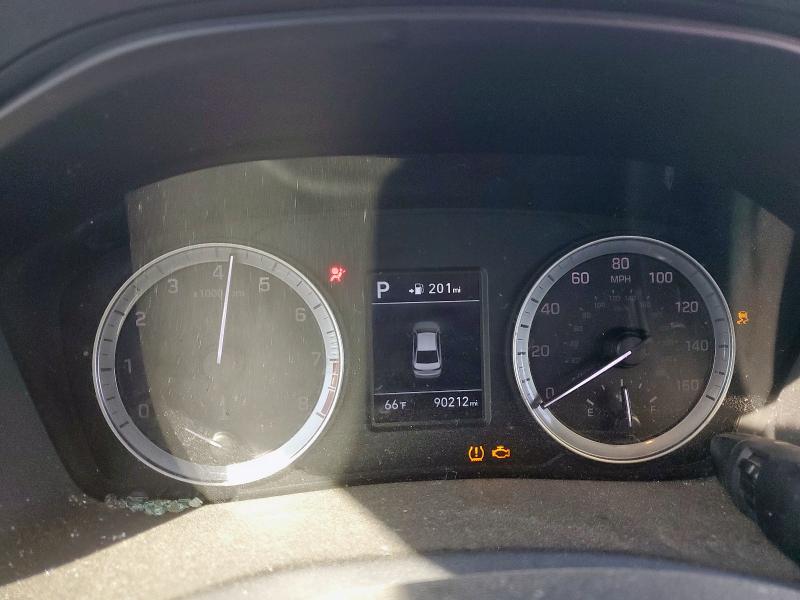 5NPE24AF9KH730831 - 2019 HYUNDAI SONATA SE فضي صورة 9