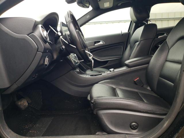 WDCTG4EB5GJ256868 - 2016 MERCEDES-BENZ GLA 250 黑色 照片 7