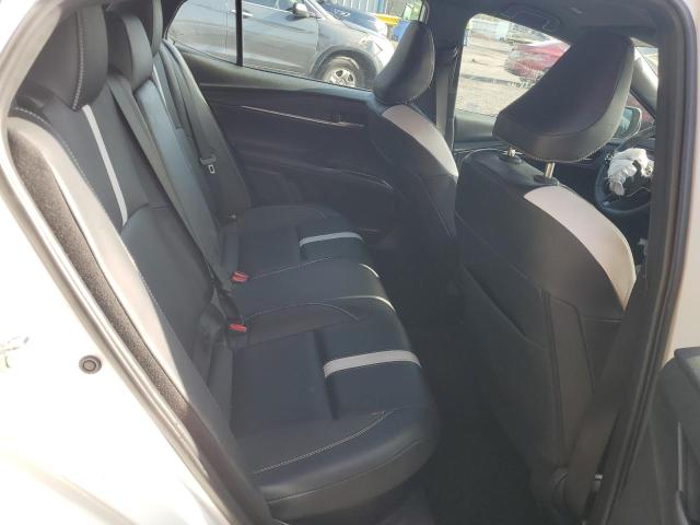 4T1DAACK0SU119885 - 2025 TOYOTA CAMRY XSE WHITE photo 10