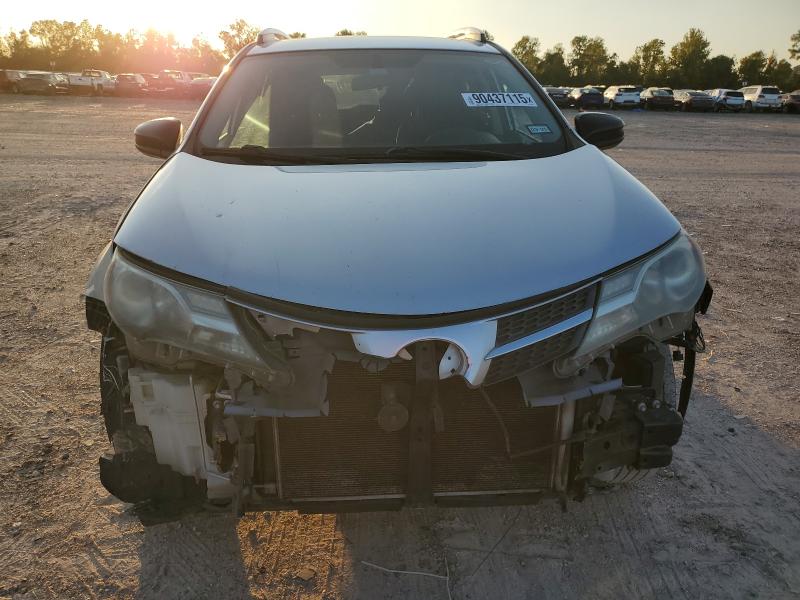 2T3ZFREV6FW201856 - 2015 TOYOTA RAV4 LE SILVER photo 5
