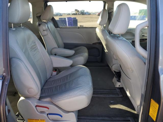 5TDYK3DCXDS365887 - 2013 TOYOTA SIENNA XLE Grau Foto 11