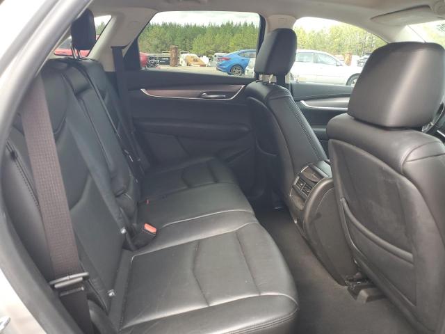 1GYKNCRS0JZ217197 - 2018 CADILLAC XT5 LUXURY SILVER photo 10