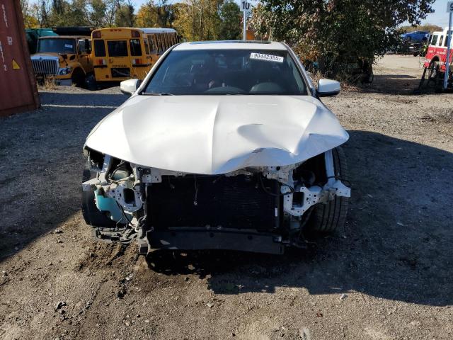 19UUB3F69JA003159 - 2018 ACURA TLX TECH+A Սպիտակ լուսանկար 5