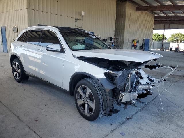 WDC0G4KB4JV099695 - 2018 MERCEDES-BENZ GLC 300 4MATIC WHITE photo 4