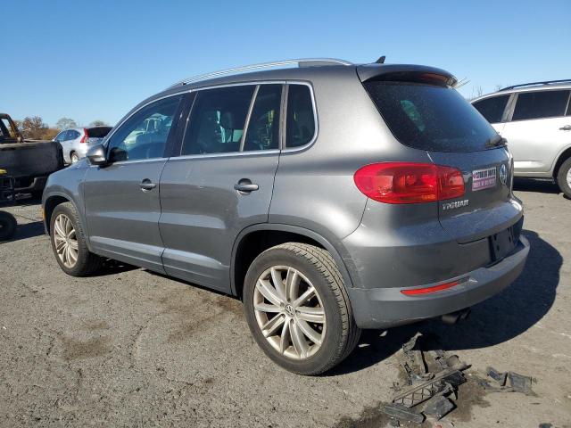 WVGBV7AX2CW080008 - 2012 VOLKSWAGEN TIGUAN S GRAY photo 2