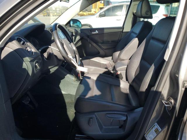 WVGBV7AX2CW080008 - 2012 VOLKSWAGEN TIGUAN S GRAY photo 7