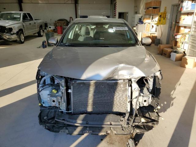 4T1C11BK3NU057724 - 2022 TOYOTA CAMRY LE SILVER photo 5