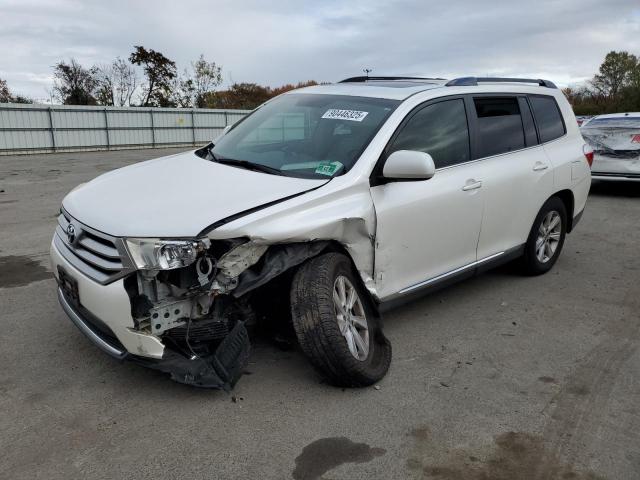 2013 TOYOTA HIGHLANDER BASE, 