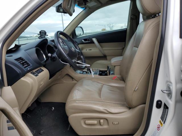5TDZK3EH2DS111685 - 2013 TOYOTA HIGHLANDER BASE Beyaz fotoğraf 7