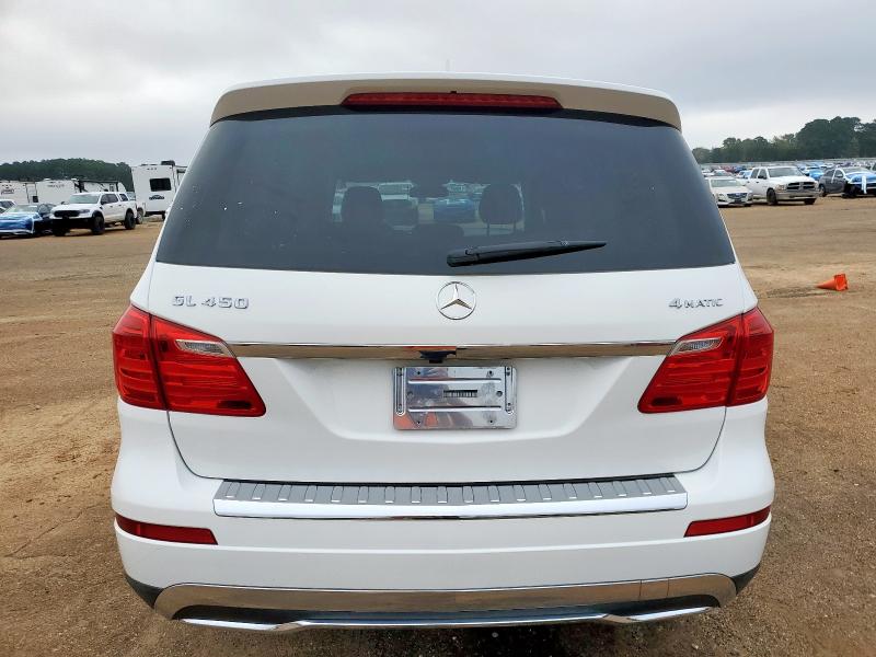 4JGDF6EE1FA557912 - 2015 MERCEDES-BENZ GL 450 4MATIC WHITE photo 6