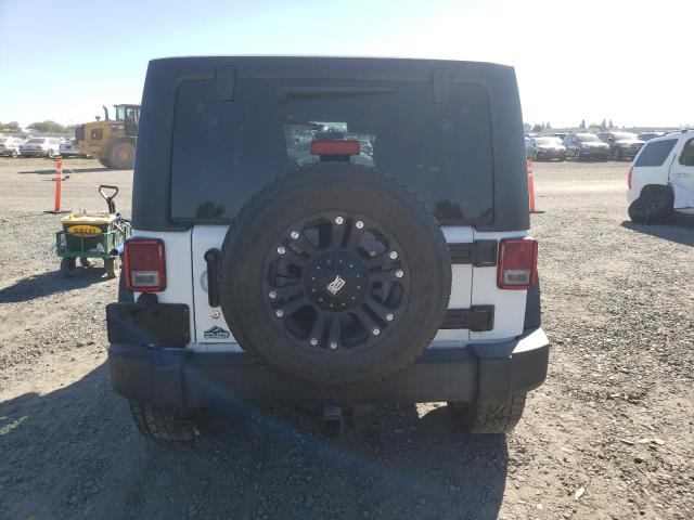 1C4BJWDG4JL911335 - 2018 JEEP WRANGLER U SPORT თეთრი ფოტო 6