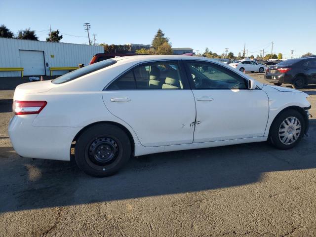 4T4BF3EK2BR191890 - 2011 TOYOTA CAMRY BASE WHITE photo 3