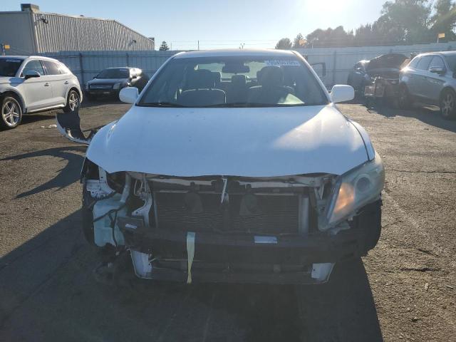 4T4BF3EK2BR191890 - 2011 TOYOTA CAMRY BASE WHITE photo 5