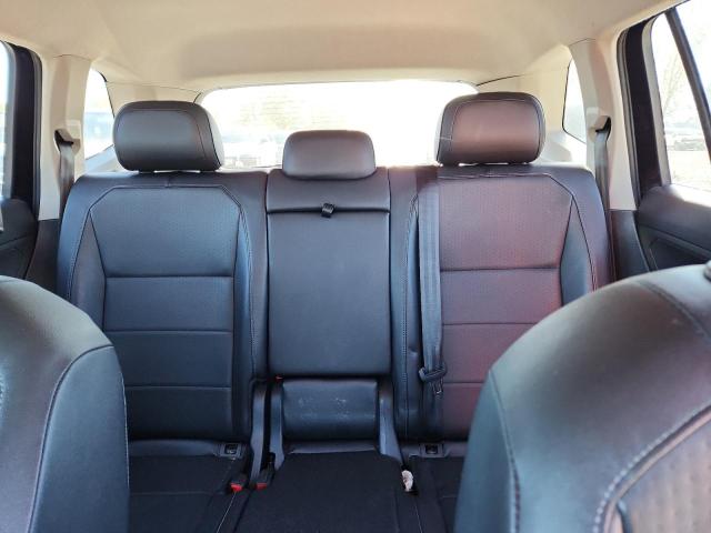 3VV2B7AX2JM014280 - 2018 VOLKSWAGEN TIGUAN SE Қара фото 10