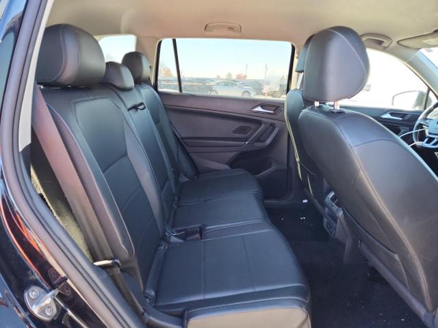 3VV2B7AX2JM014280 - 2018 VOLKSWAGEN TIGUAN SE Қара фото 11