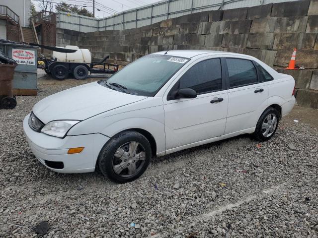 2005 FORD FOCUS ZX4, 