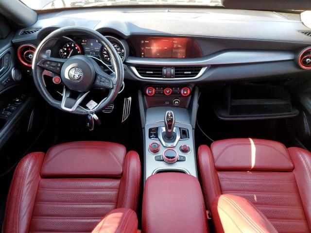 ZASPAKBN1N7D28582 - 2022 ALFA ROMEO STELVIO TI 黑色 照片 8