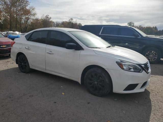 3N1AB7AP6JY345997 - 2018 NISSAN SENTRA S WHITE photo 4