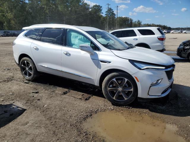 5GAERBKW5NJ169846 - 2022 BUICK ENCLAVE ESSENCE WHITE photo 4