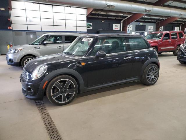 2013 MINI COOPER, 