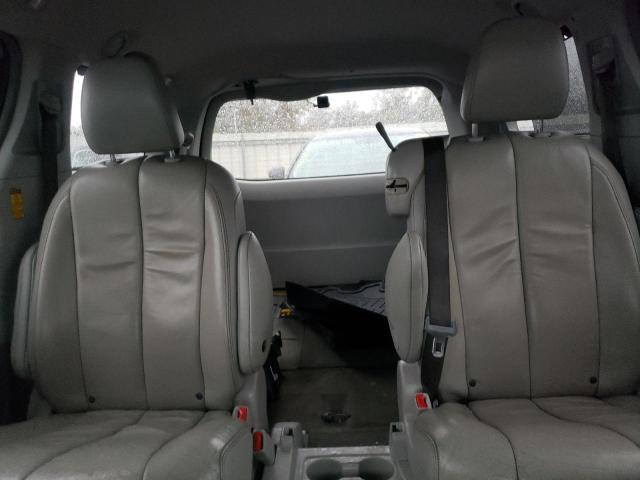 5TDYK3DC7ES463003 - 2014 TOYOTA SIENNA XLE SILVER photo 10