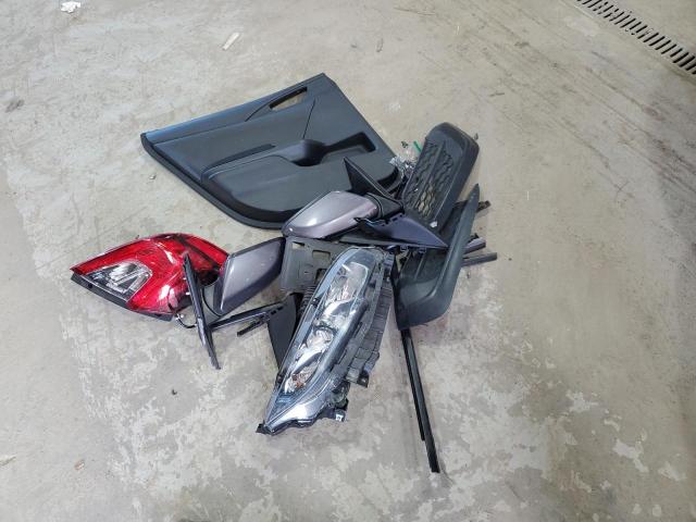 2HGFC2F59JH596692 - 2018 HONDA CIVIC LX 灰色 照片 12