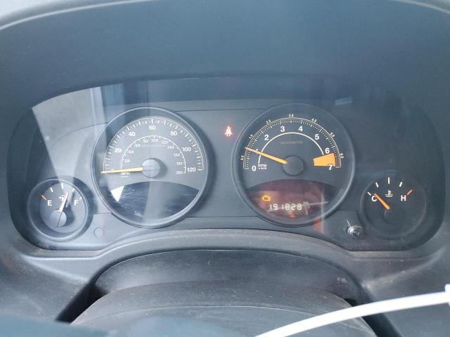 1C4NJDBB0ED784186 - 2014 JEEP COMPASS SPORT 银色 照片 9