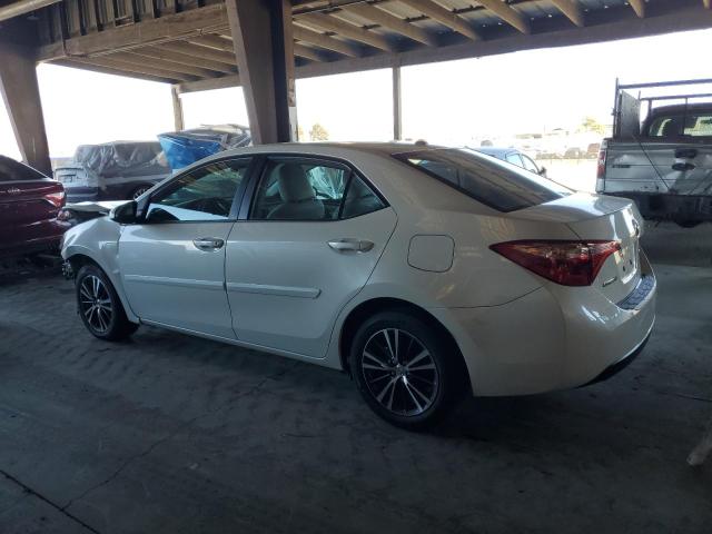 5YFBURHE1JP846131 - 2018 TOYOTA COROLLA L WHITE photo 2