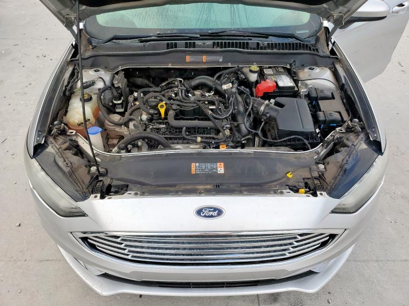 3FA6P0HDXJR240192 - 2018 FORD FUSION SE ვერცხლისფერი ფოტო 11