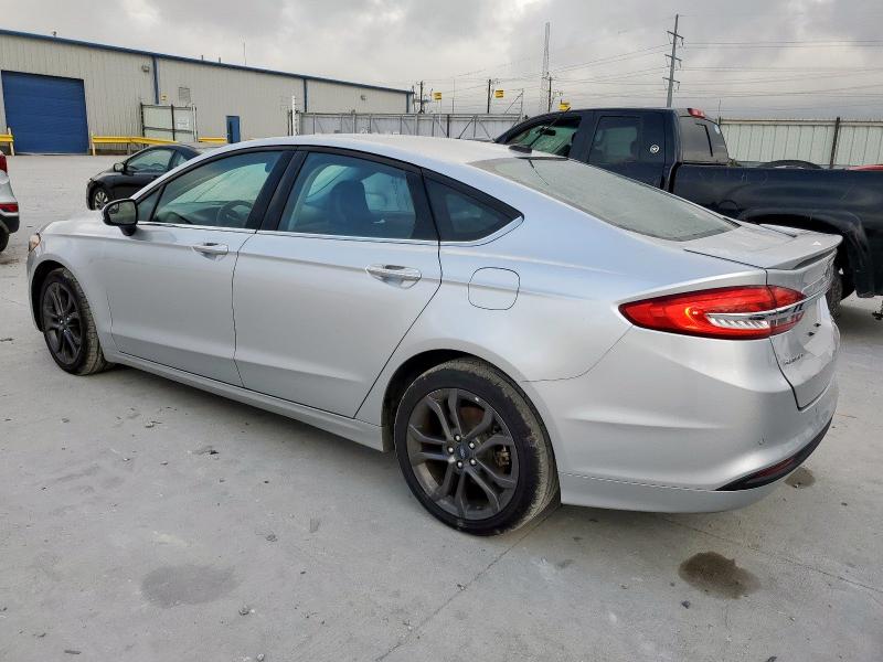 3FA6P0HDXJR240192 - 2018 FORD FUSION SE ვერცხლისფერი ფოტო 2