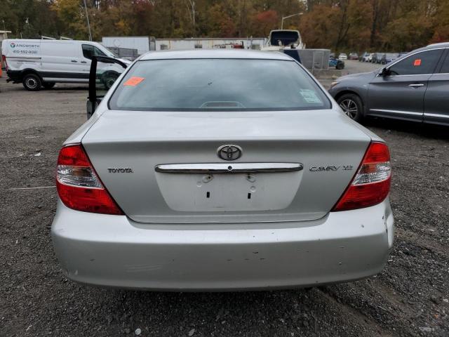 4T1BE32K33U136271 - 2003 TOYOTA CAMRY LE SILVER photo 6