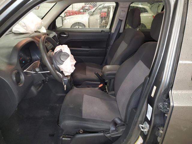 1J4NF1GB5BD263804 - 2011 JEEP PATRIOT SPORT GRAY photo 7