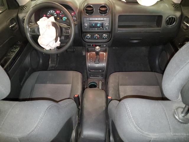 1J4NF1GB5BD263804 - 2011 JEEP PATRIOT SPORT GRAY photo 8