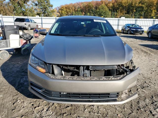 1VWAT7A33GC022237 - 2016 VOLKSWAGEN PASSAT S GOLD photo 5