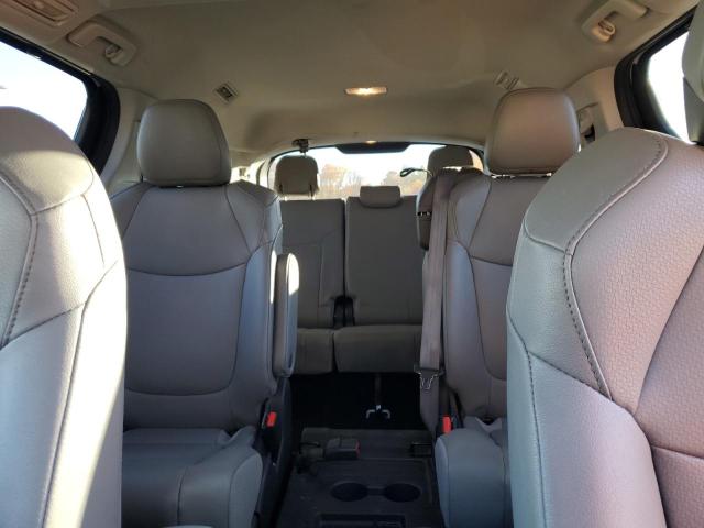5TDYRKEC5PS168036 - 2023 TOYOTA SIENNA XLE 白色 照片 10