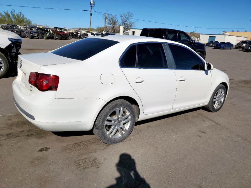 3VWRL7AJ8AM092890 - 2010 VOLKSWAGEN JETTA TDI 白色 照片 3