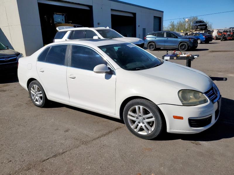 3VWRL7AJ8AM092890 - 2010 VOLKSWAGEN JETTA TDI 白色 照片 4